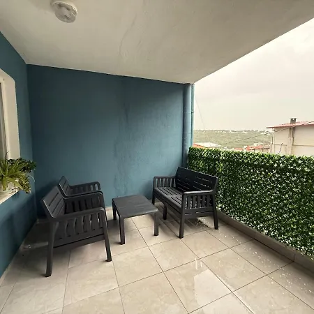 Neva Apartmán Ayvalı